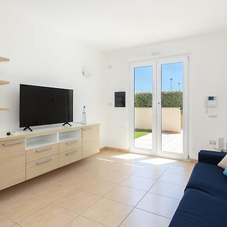 La Casa Del Sole - Appartamento Con Piscina Frontemare A Pochi Minuti Da Oristano Torre Grande Ngoại thất bức ảnh