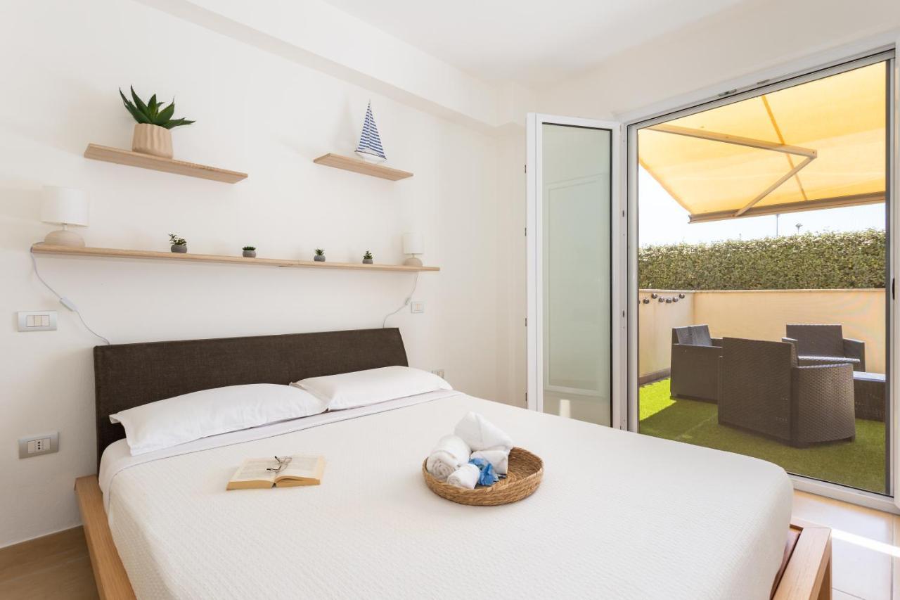 La Casa Del Sole - Appartamento Con Piscina Frontemare A Pochi Minuti Da Oristano Torre Grande Ngoại thất bức ảnh