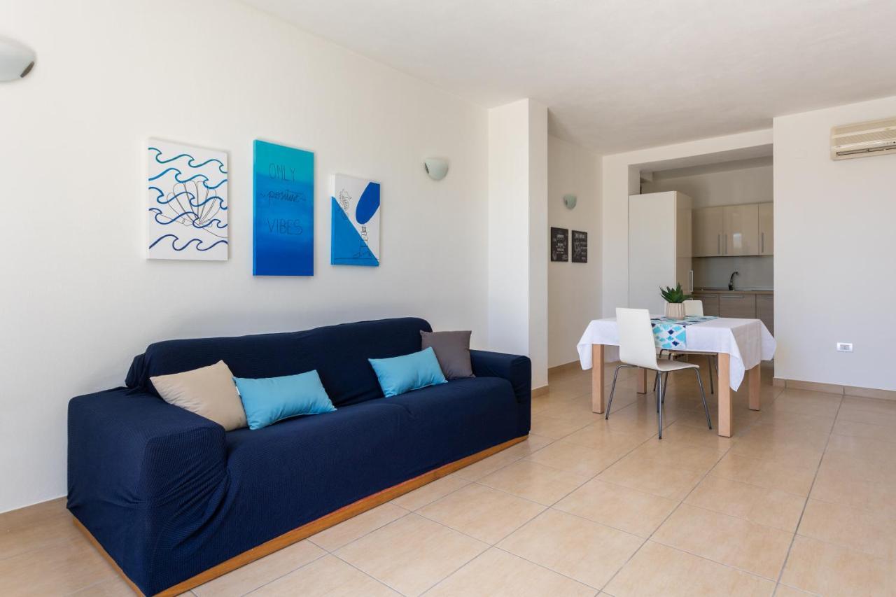 La Casa Del Sole - Appartamento Con Piscina Frontemare A Pochi Minuti Da Oristano Torre Grande Ngoại thất bức ảnh