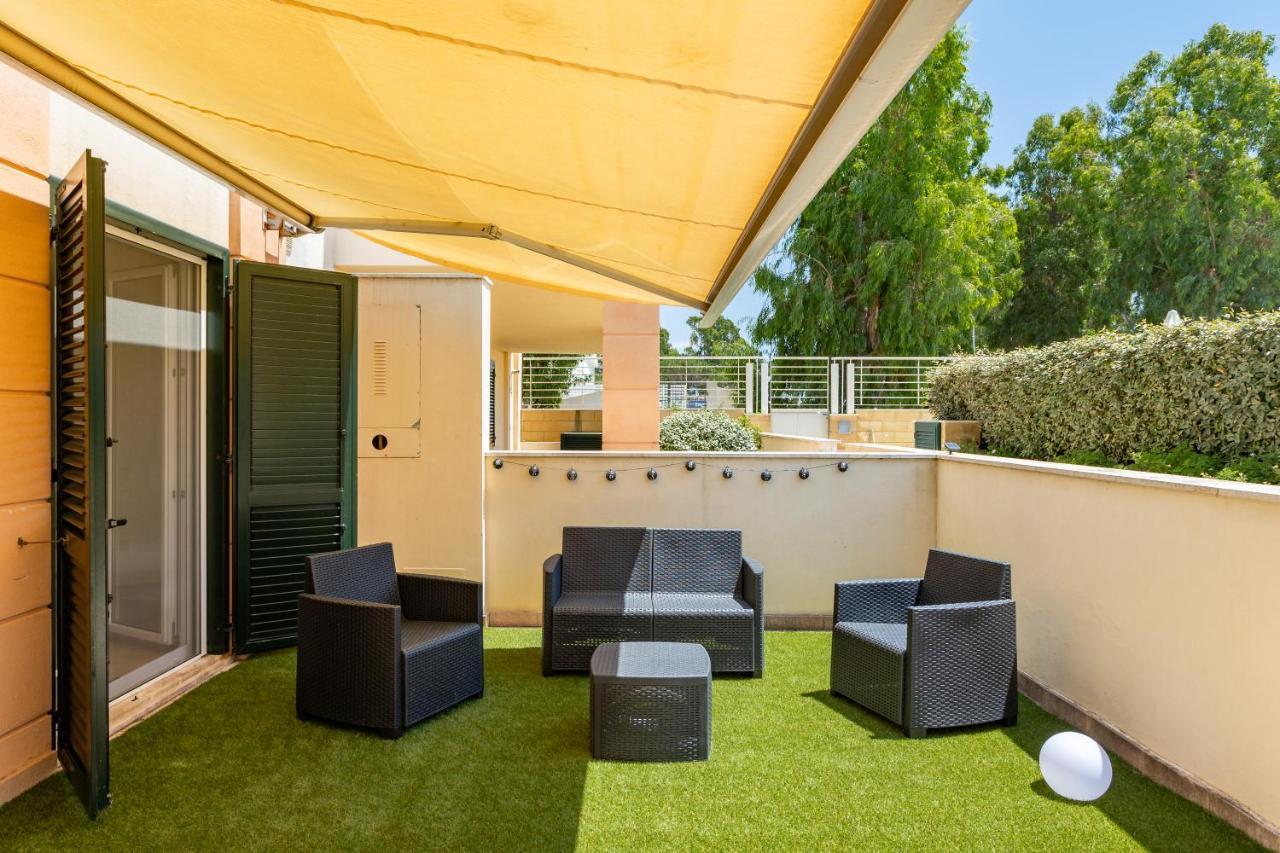 La Casa Del Sole - Appartamento Con Piscina Frontemare A Pochi Minuti Da Oristano Torre Grande Ngoại thất bức ảnh